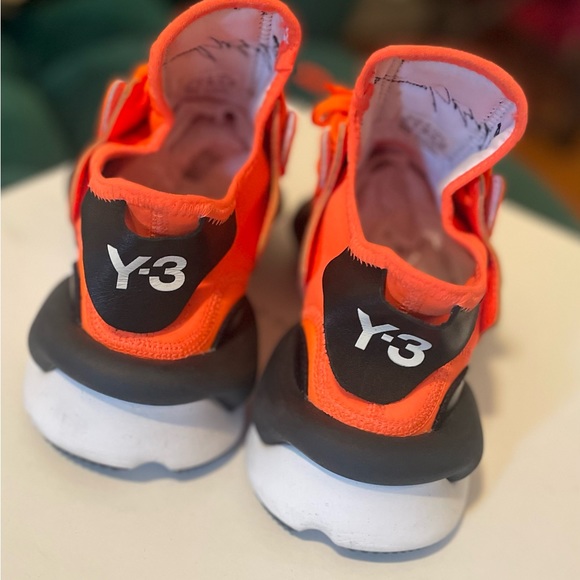 Y3 Sneakers - Picture 3 of 3